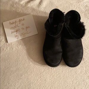 Black Ankle Uggs